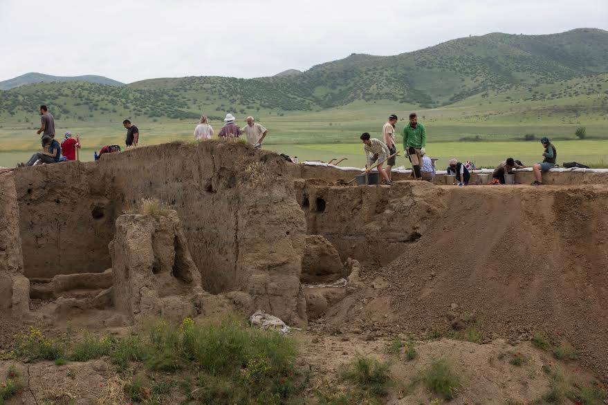 New discovery allegedly proves Georgia is the birthplace of wine culture geotv.ge